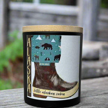 LITTLE ALASKAN CABIN WATER BOOT CANDLE