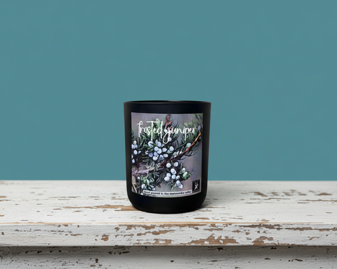 FROSTED JUNIPER COCONUT WAX CANDLE