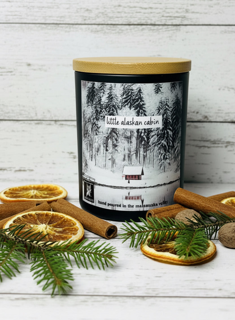 LITTLE ALASKAN CABIN COCONUT WAX CANDLE