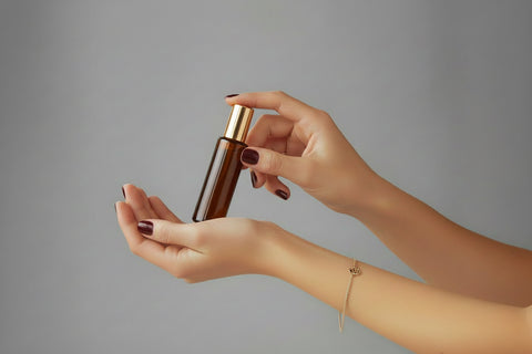 ROLL-ON PERFUME OIL