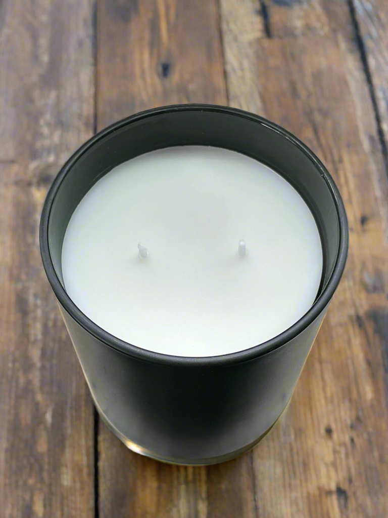 HOME ALASKA HOME COCONUT WAX CANDLE