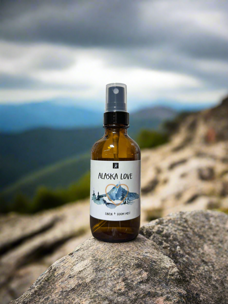 ALASKA LOVE LINEN SPRAY + ROOM MIST