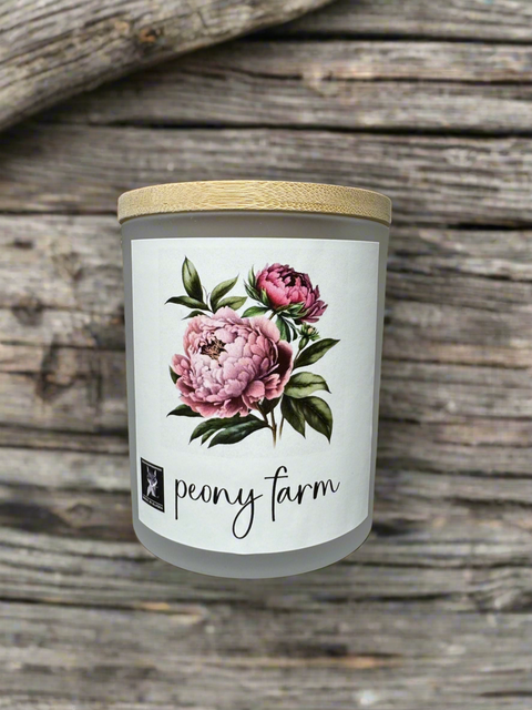 PEONY FARM COCONUT WAX CANDLE