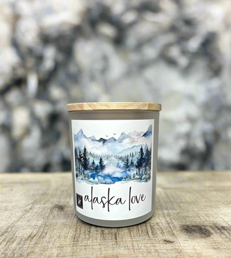 ALASKA LOVE COCONUT WAX CANDLE