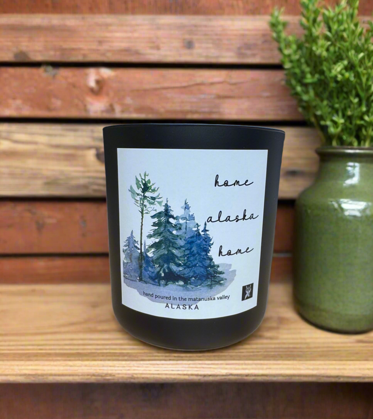 HOME ALASKA HOME COCONUT WAX CANDLE