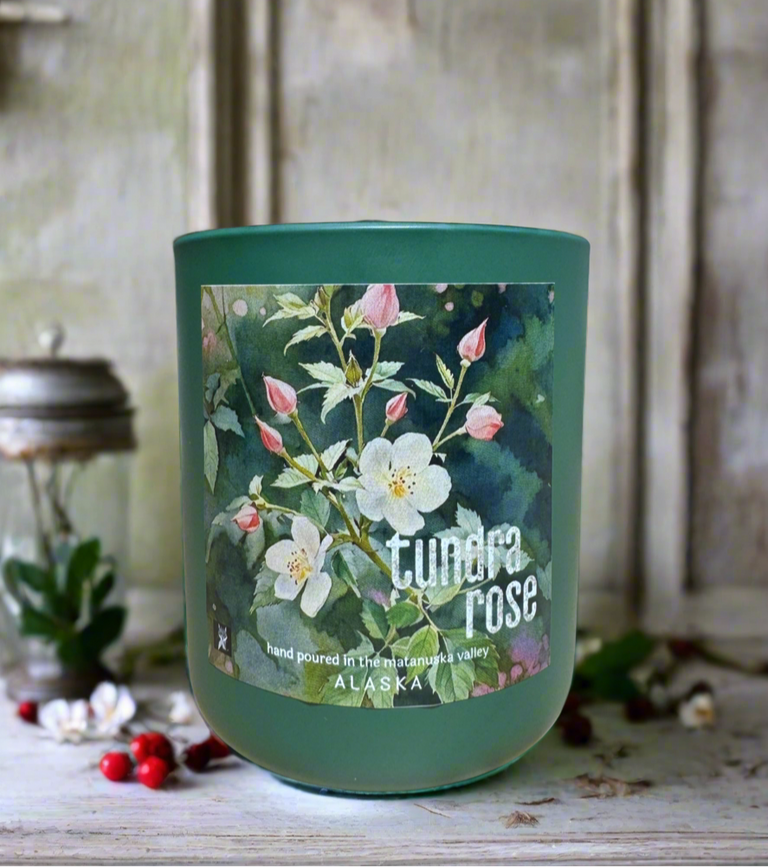 TUNDRA ROSE COCONUT WAX CANDLE