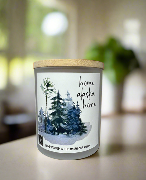 HOME ALASKA HOME COCONUT WAX CANDLE