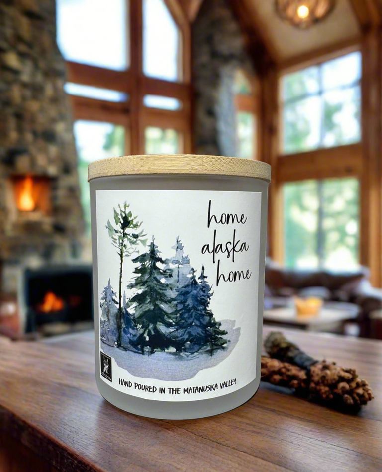 HOME ALASKA HOME COCONUT WAX CANDLE