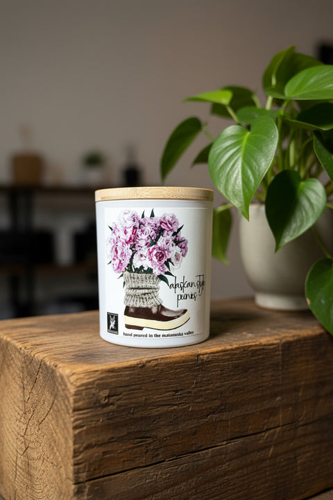 ALASKAN STYLE PEONIES COCONUT WAX CANDLE