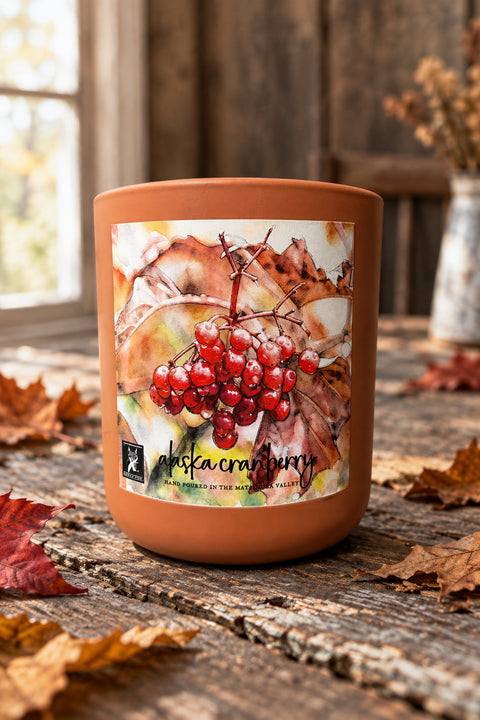 ALASKA CRANBERRY COCONUT WAX CANDLE - SPECIAL EDITION