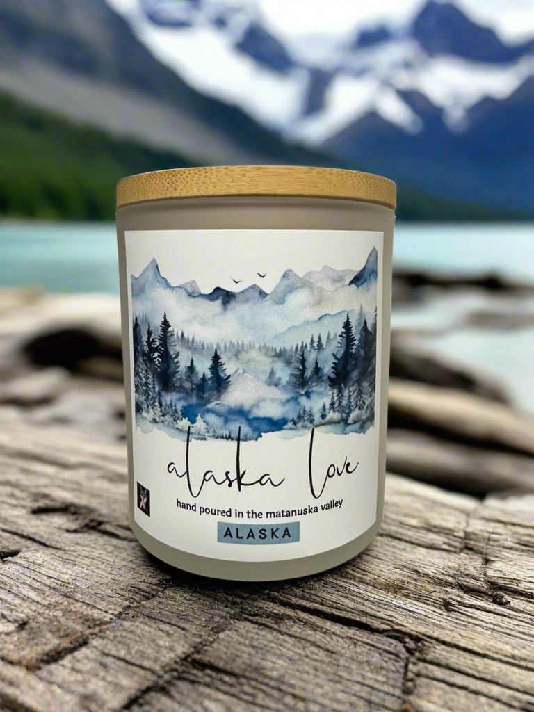 ALASKA LOVE COCONUT WAX CANDLE