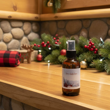 HOME ALASKA HOME HOLIDAY EDITION LINEN SPRAY + ROOM MIST